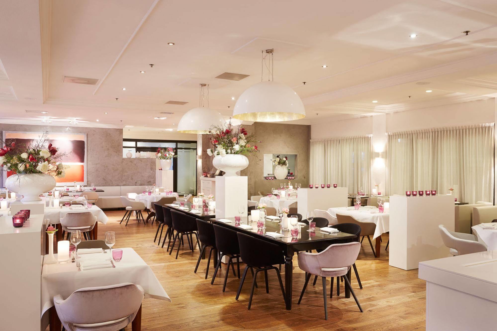 Van Der Valk Theaterhotel De Oranjerie Roermond Εξωτερικό φωτογραφία